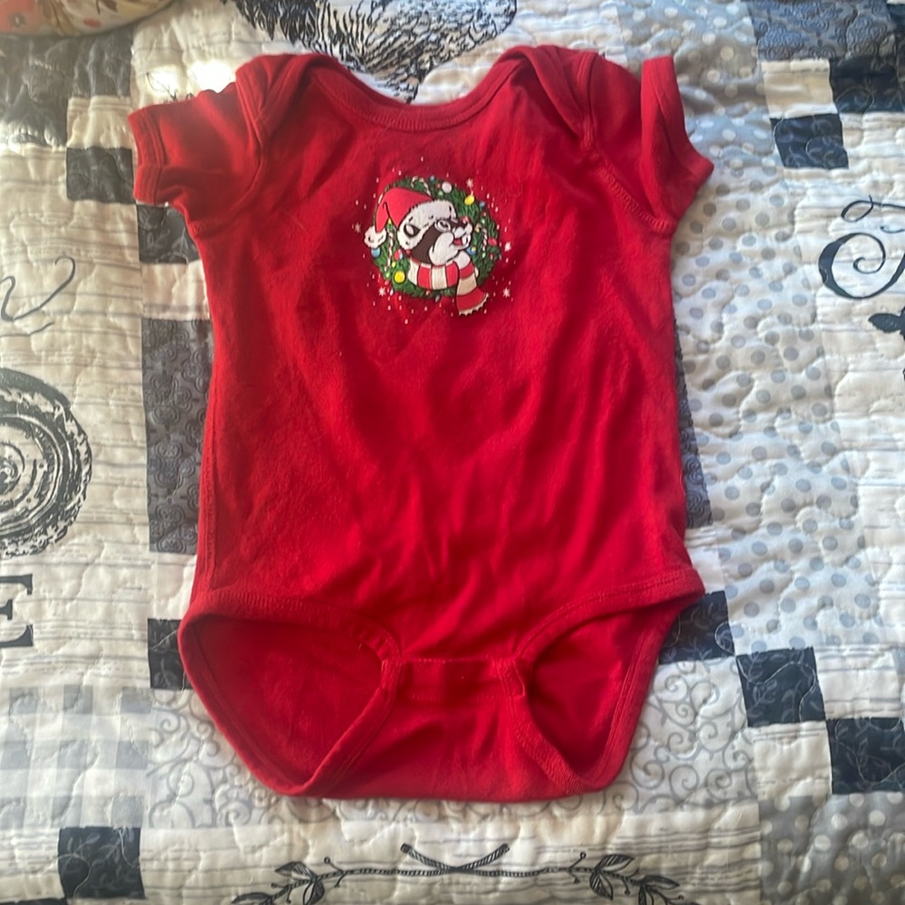 Buc-ee Christmas onesie